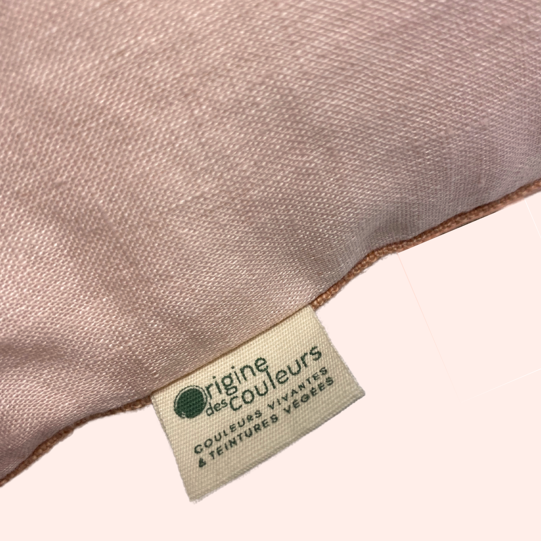 Coussin végé "jongleries géométriques "- corail