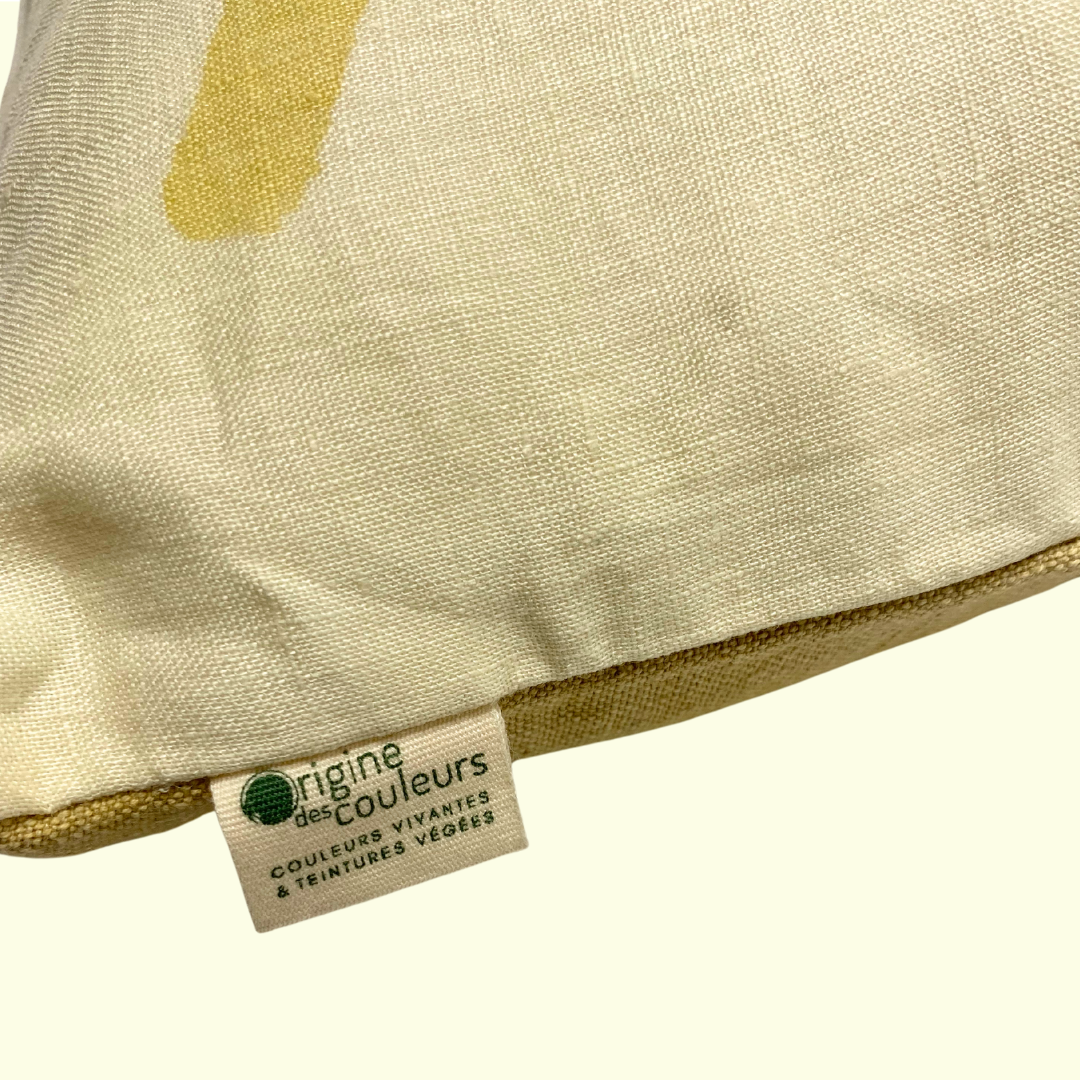 Coussin végé "jongleries géométriques "- jaune / brun